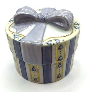 Music Box A Mothers Love Cherish Trinket Box Lavender Gold Vintage 1999
